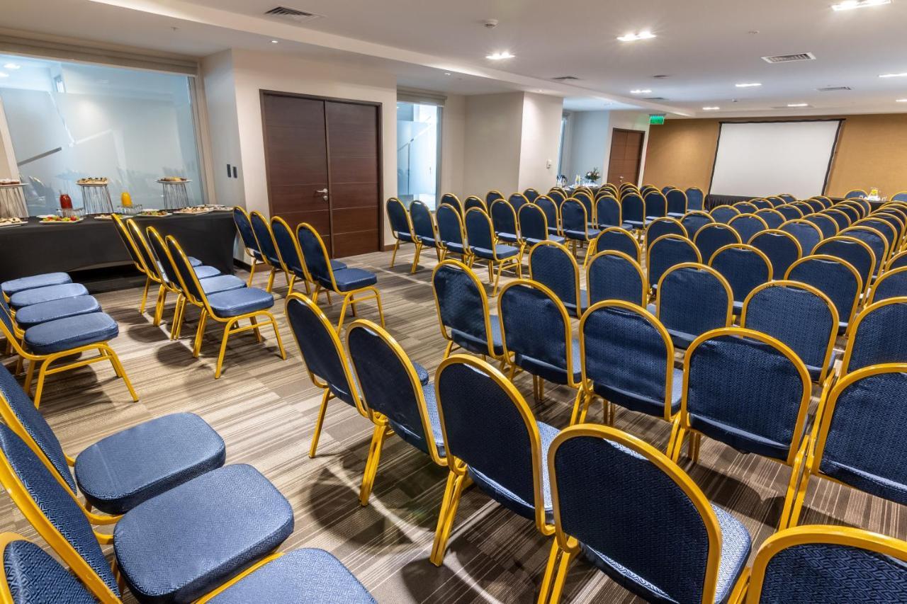 Mds Hotel Чильян Экстерьер фото A meeting room at the hotel