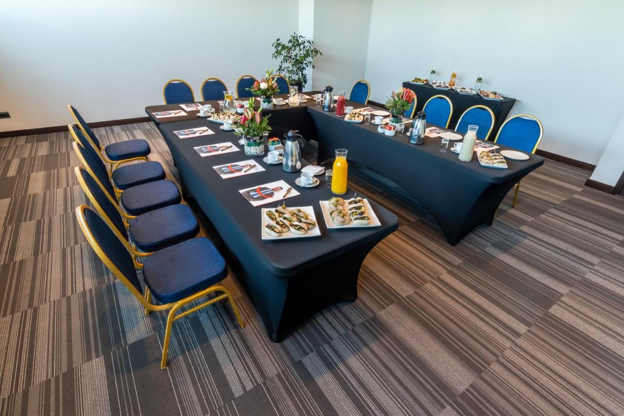 Mds Hotel Чильян Экстерьер фото Meeting room